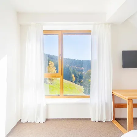 Wellness Hotel Lovcenka 3* Rokytnice nad Jizerou