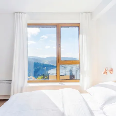 Hotell Wellness Hotel Lovcenka