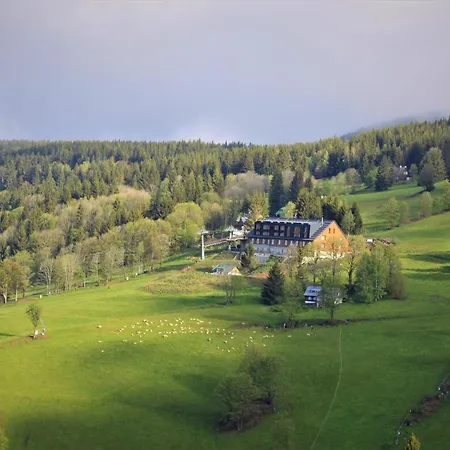 Wellness Hotel Lovcenka 3* Rokytnice nad Jizerou
